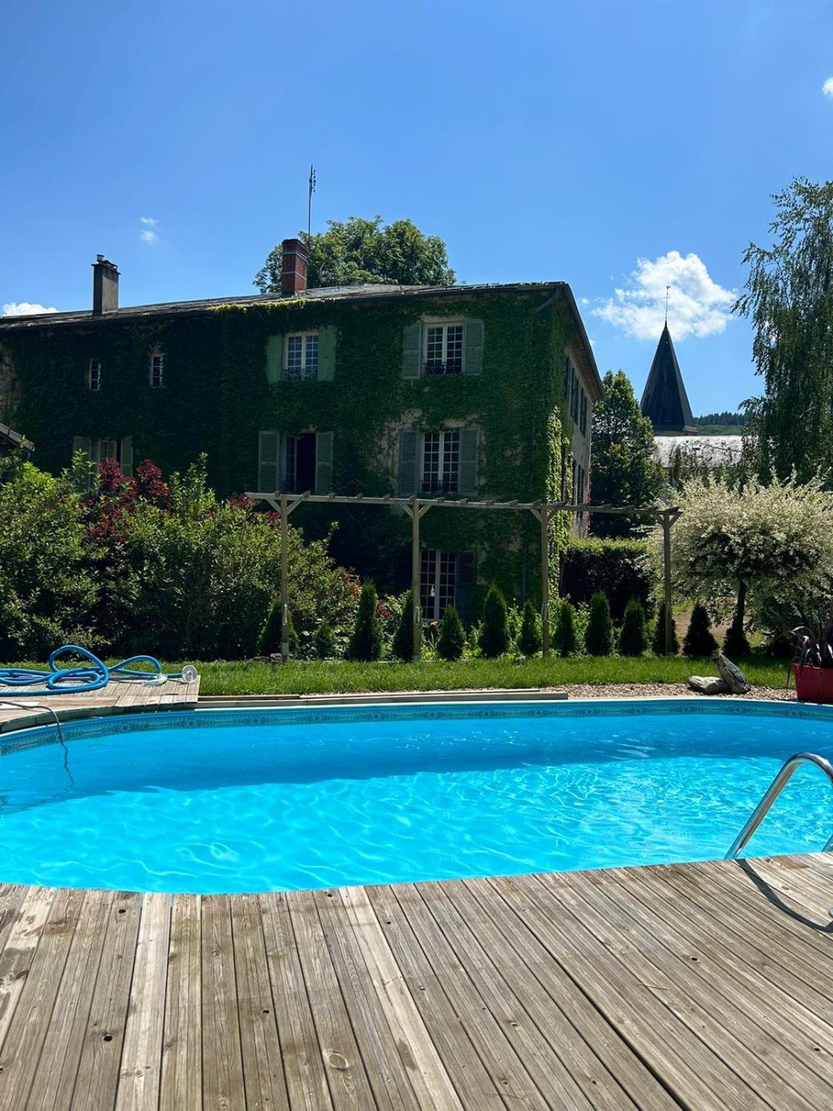 Le Clos Bourbon Ferrieres-sur-Sichon ภายนอก รูปภาพ
